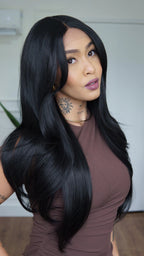 Lace Front Sabrina Preta